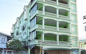 Regency Suites Hotel